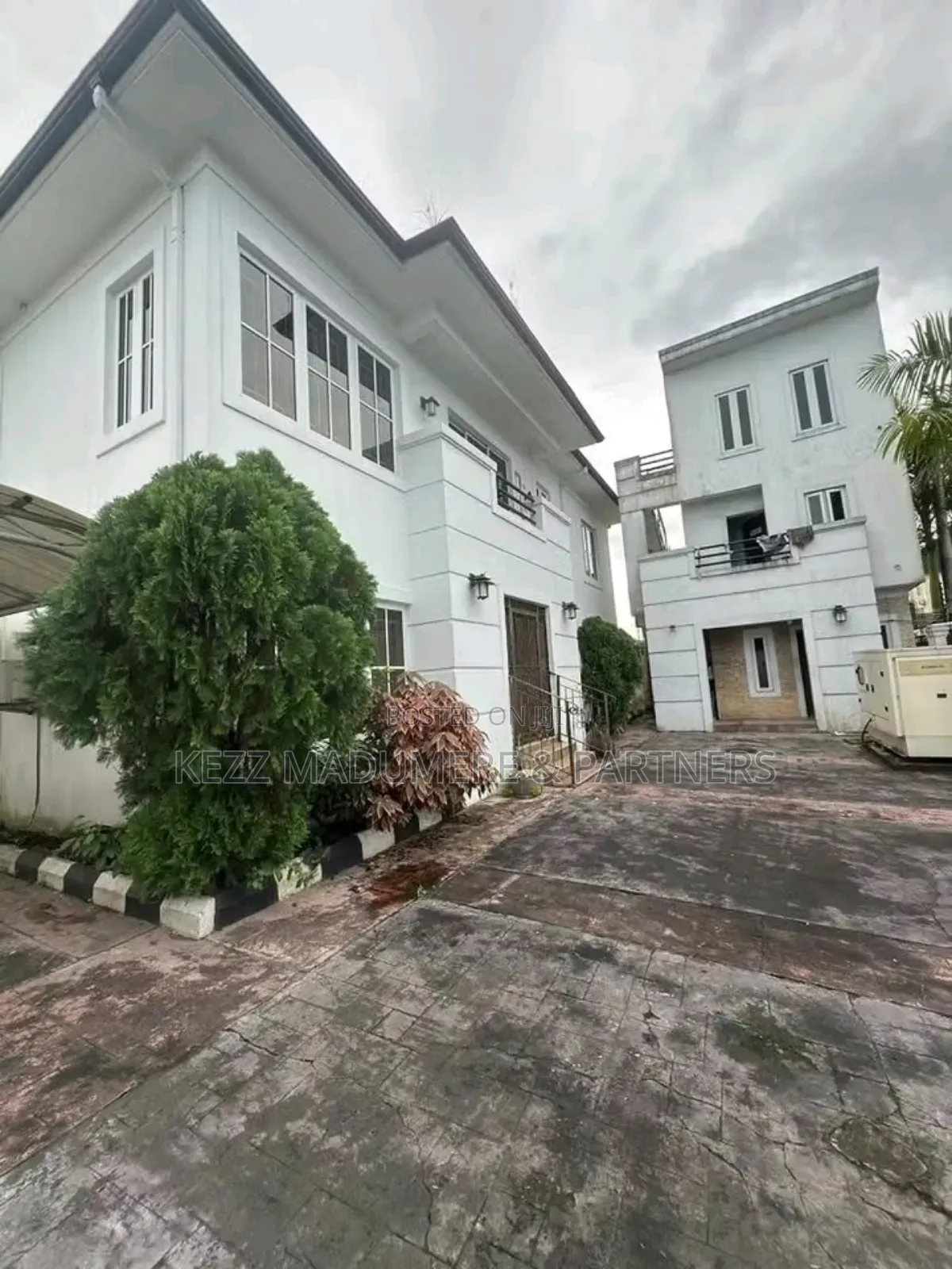 4bdrm Duplex in Dr Peter Odili Trans for sale