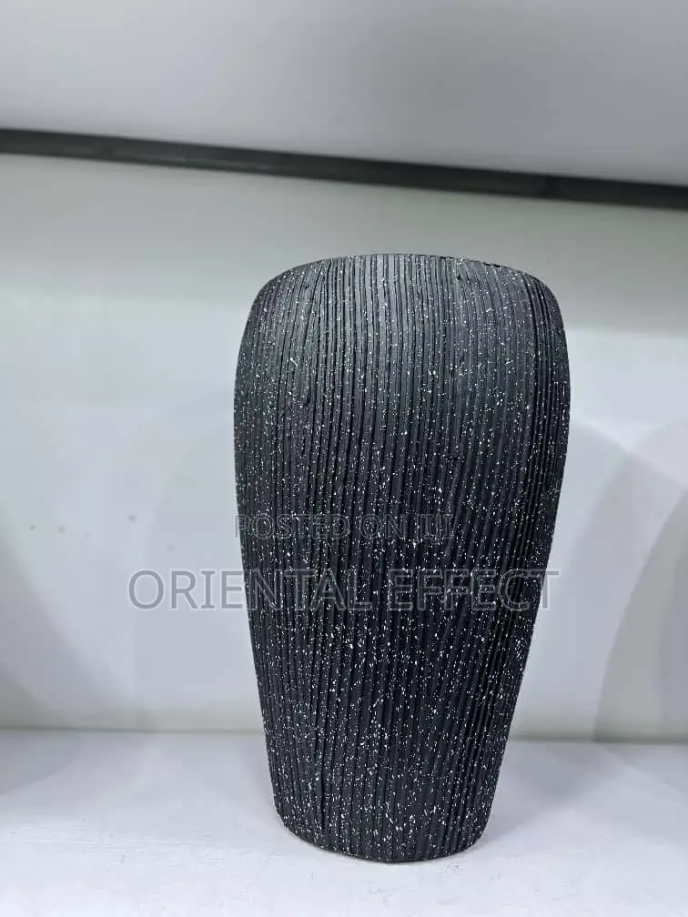 Granite Striped Black Rotunda Planter – 54cm | Luxury Flower Pot