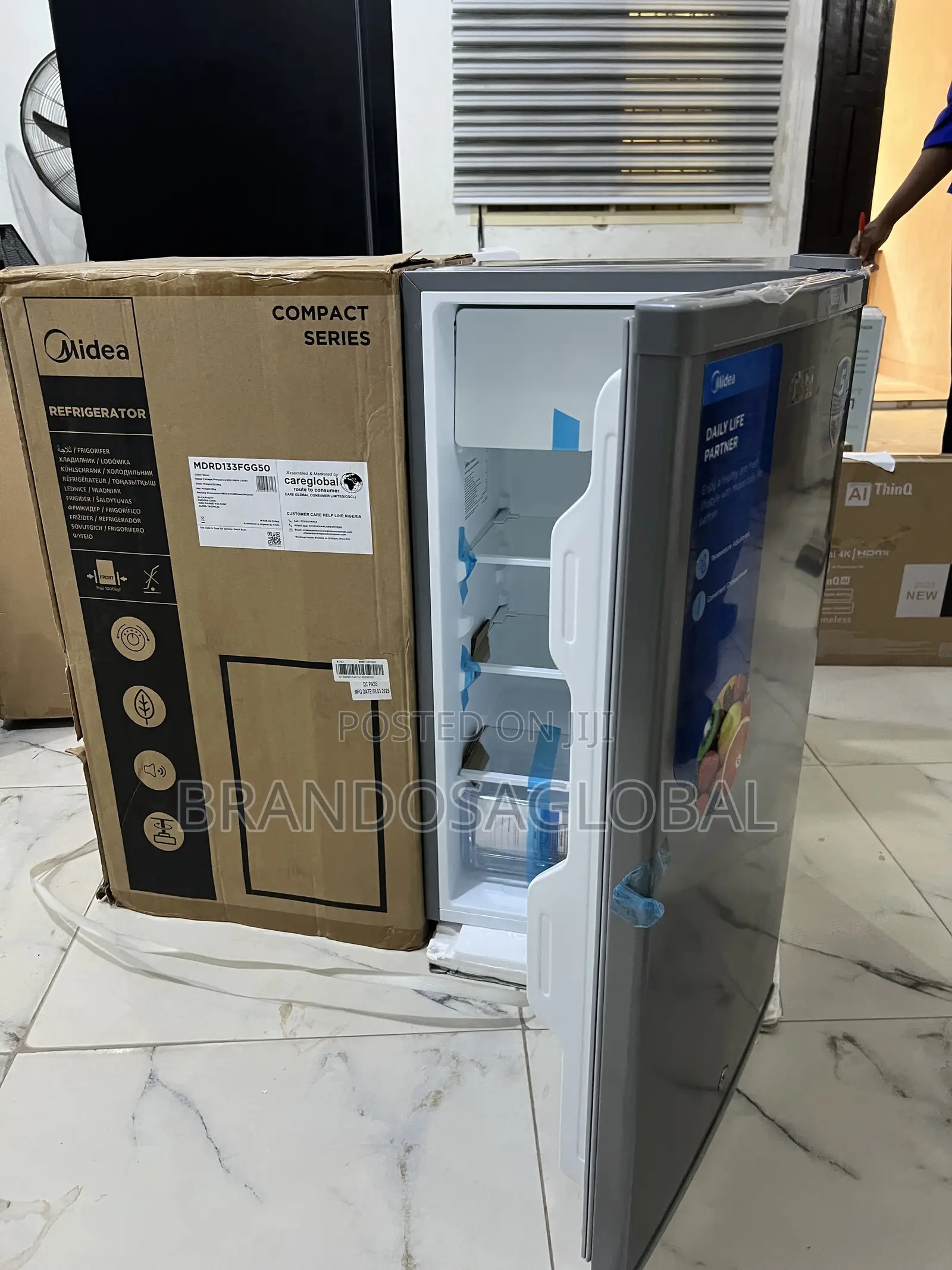 Midea Compact 90l Fridge Mdrd133fgg50 – Efficient Cooling