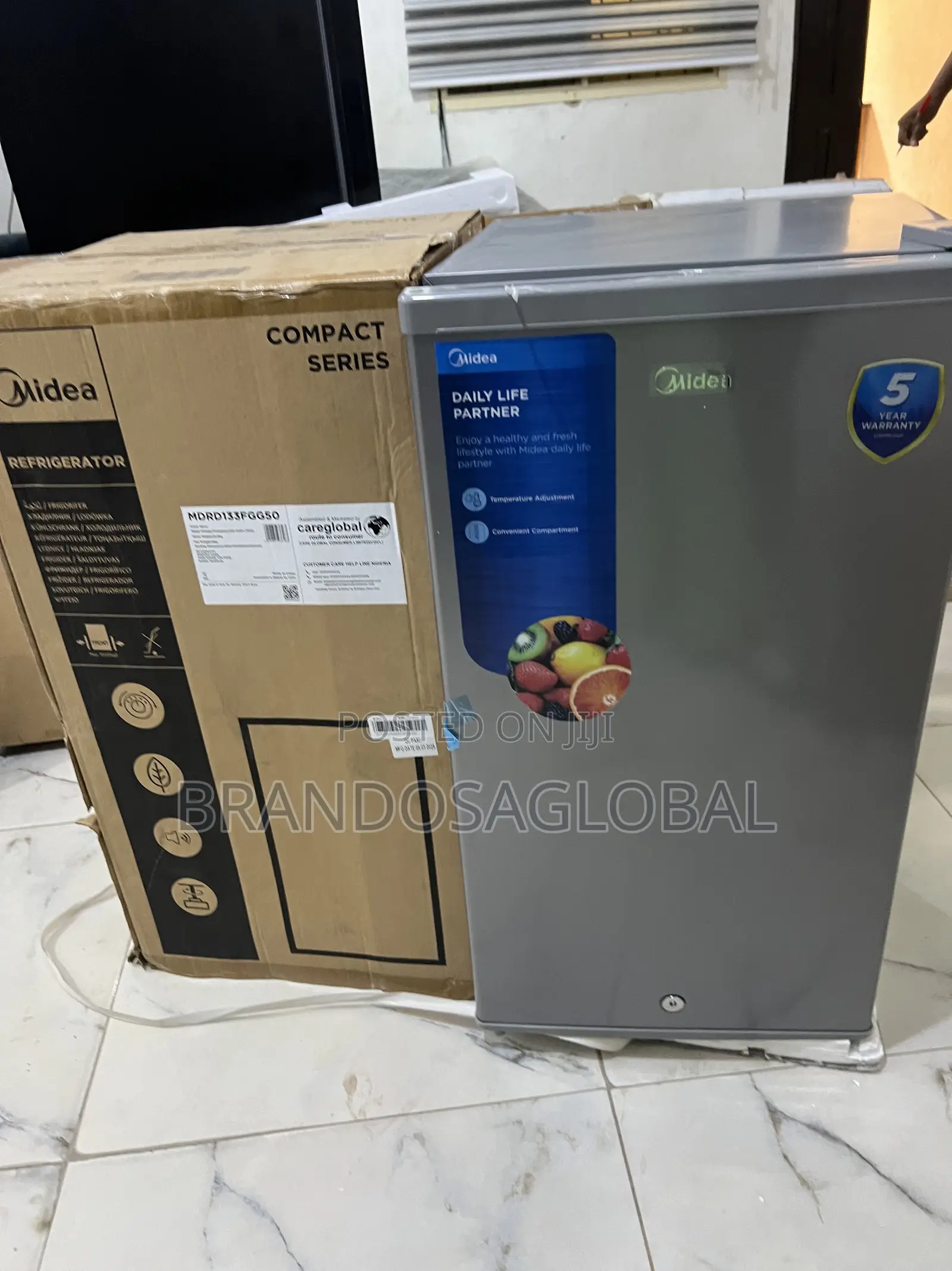 Midea 90l Single Door Refrigerator – Perfect Mini Cooler