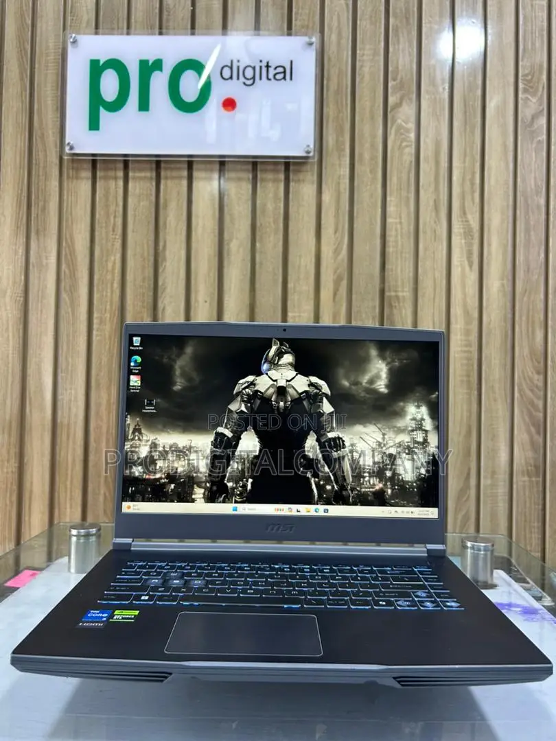 Laptop MSI GF75 Thin 16GB Intel Core i5 SSD 512GB
