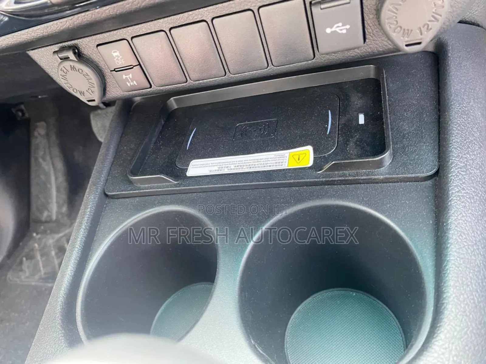 New Toyota Hilux 2025 Black