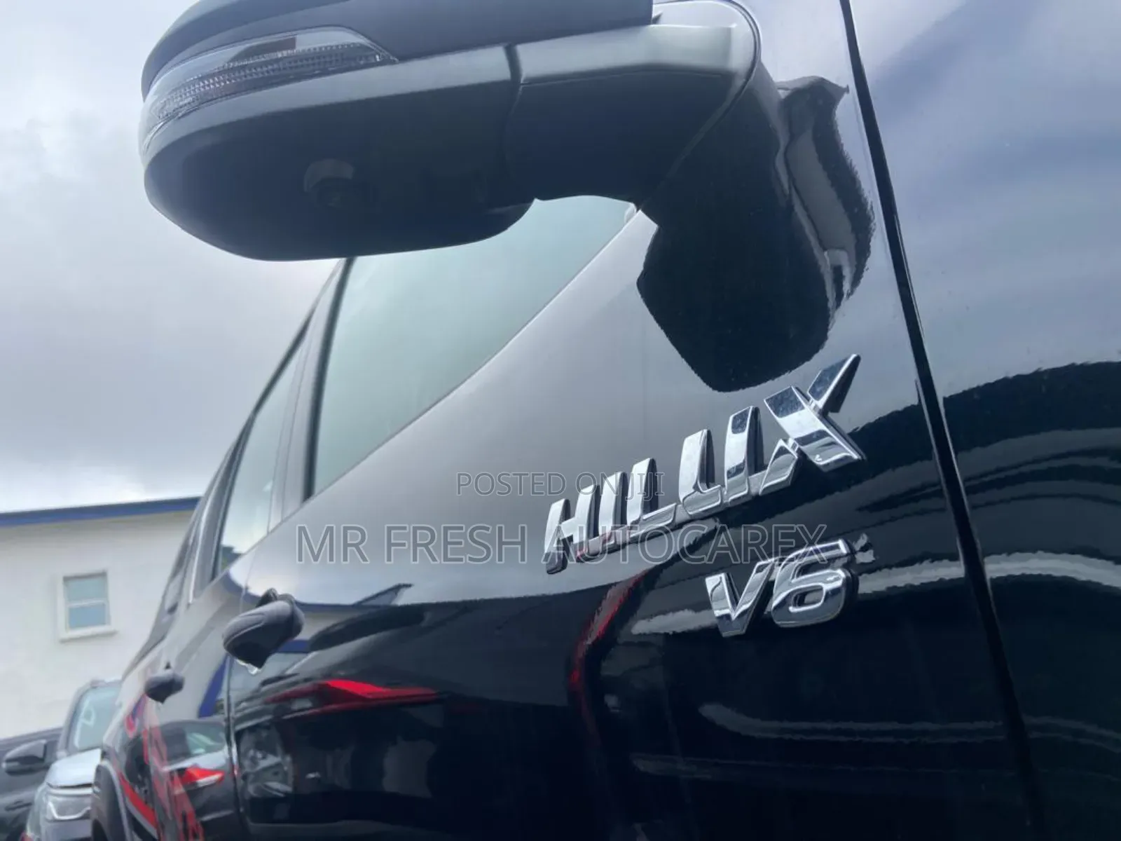 New Toyota Hilux 2025 Black