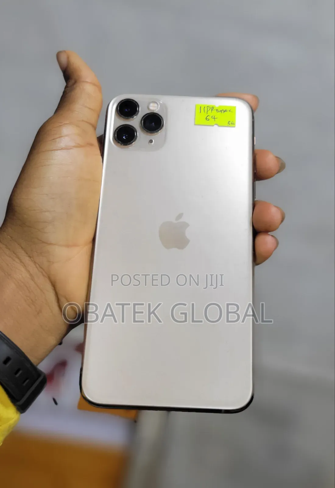 Apple iPhone 11 Pro Max 64 GB Gold