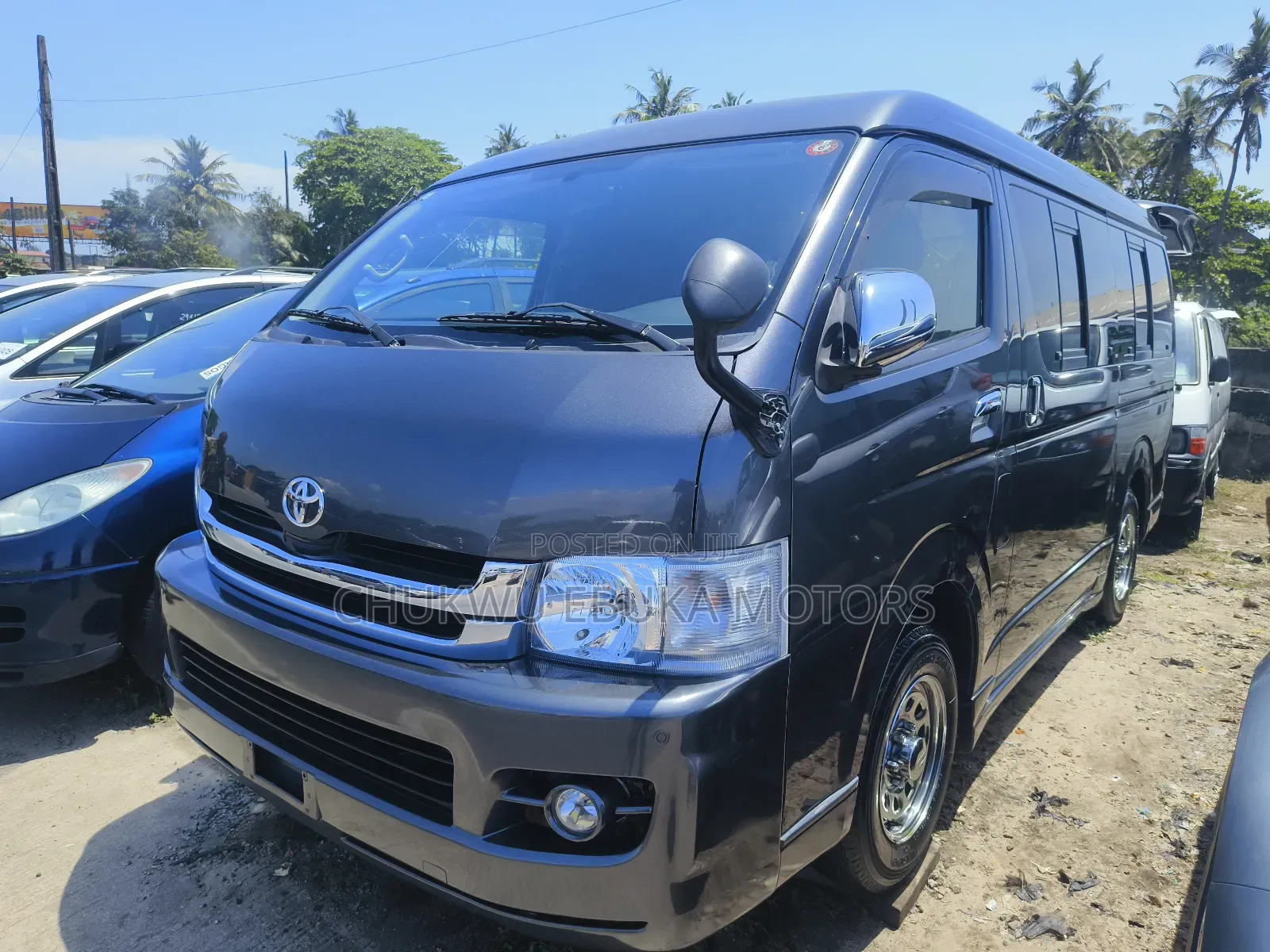 Toyota HiAce 2013 Grey
