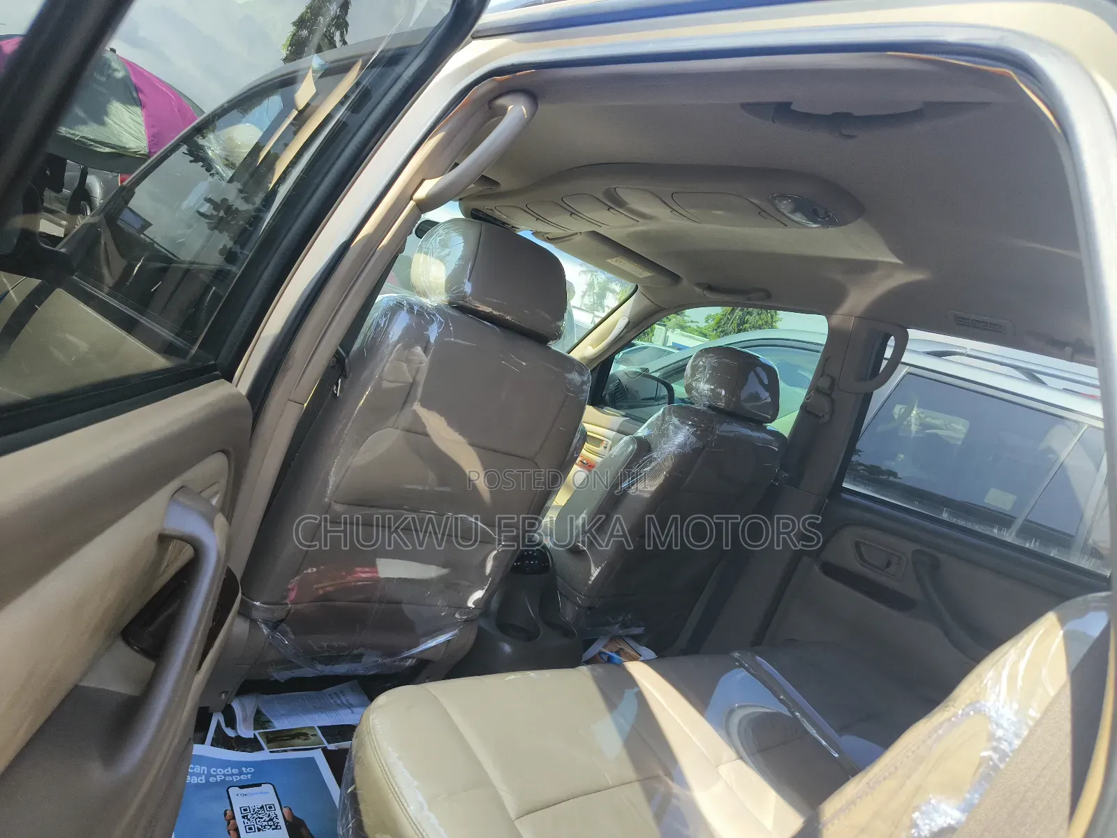 Toyota Sequoia Limited 4dr SUV (4.7L 8cyl 4A) 2004 Gold
