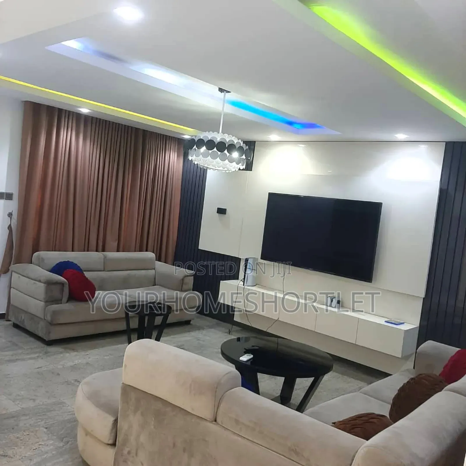 Luxury 4 Bedroom Duplex With Snooker Table Soccer