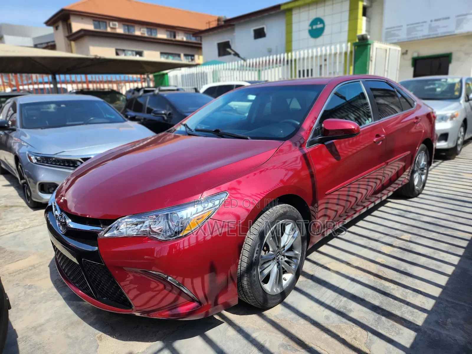 Toyota Camry 2016 Red