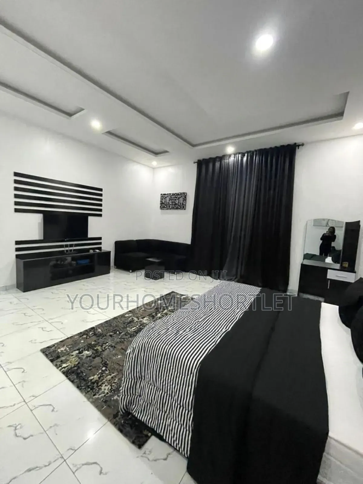 Aesthetic Luxury 4 Bedroom Duplex With Snooker
