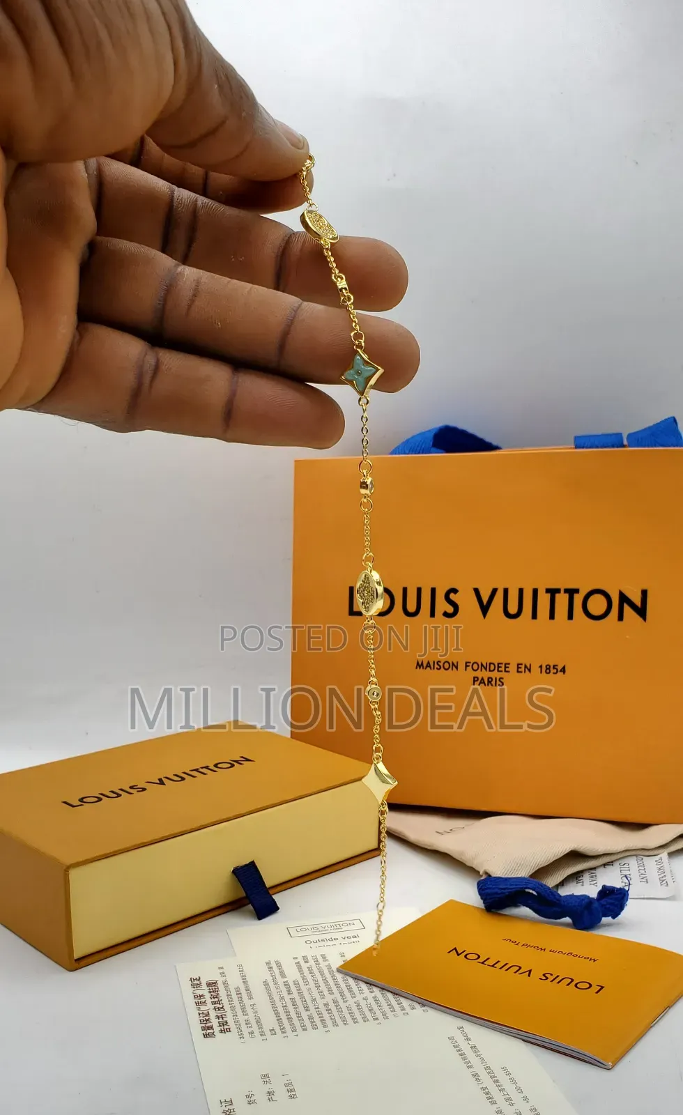 Luxury Men's Bracelet Chain Iced Gold Lv Link