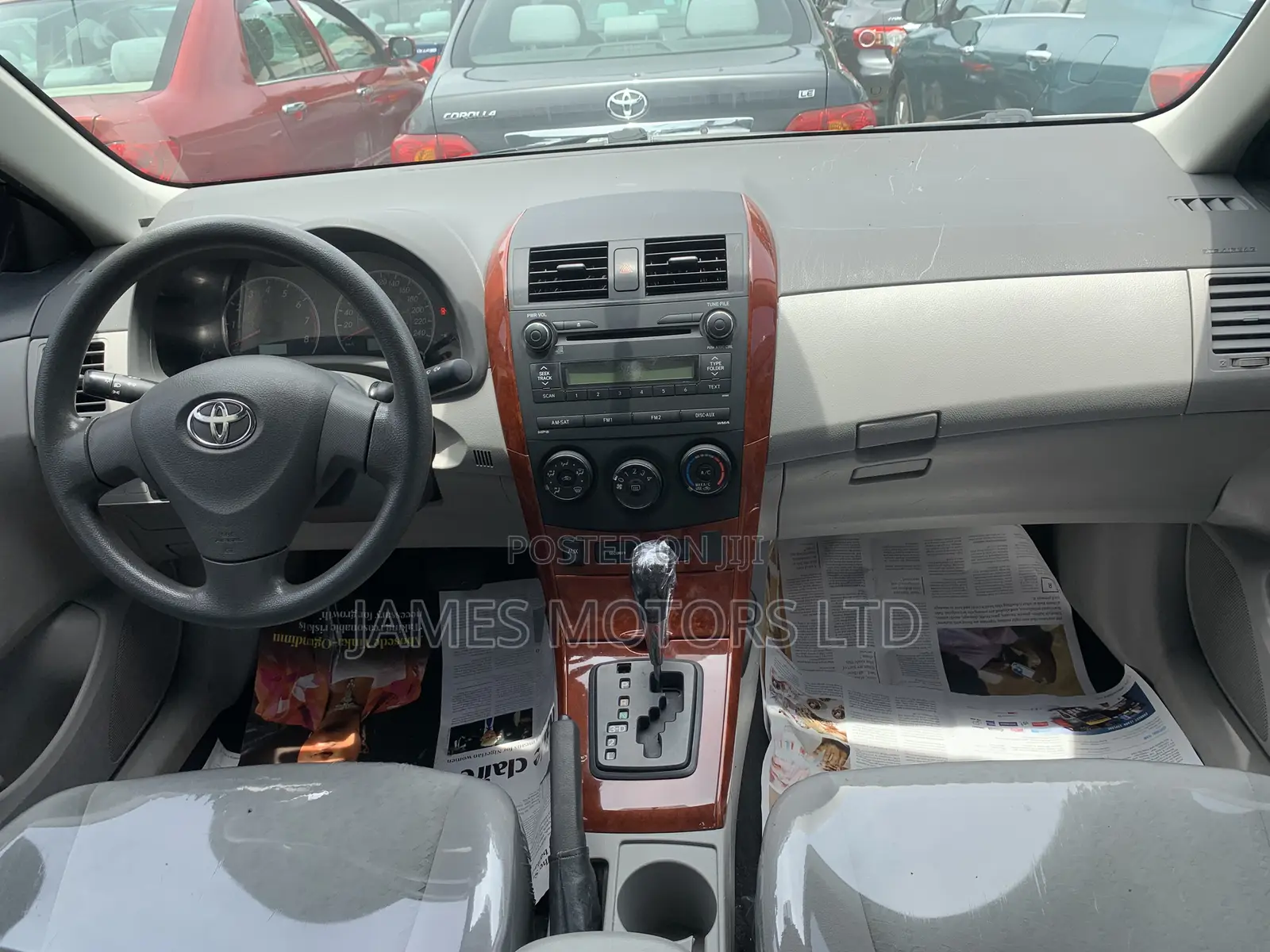 Toyota Corolla 2010 Silver