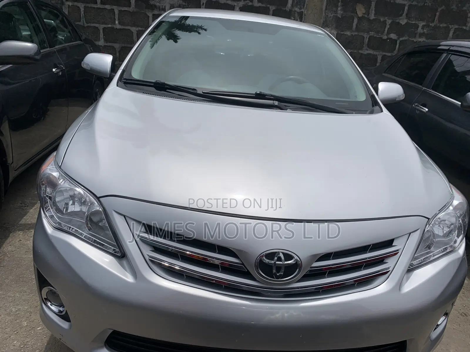 Toyota Corolla 2010 Silver