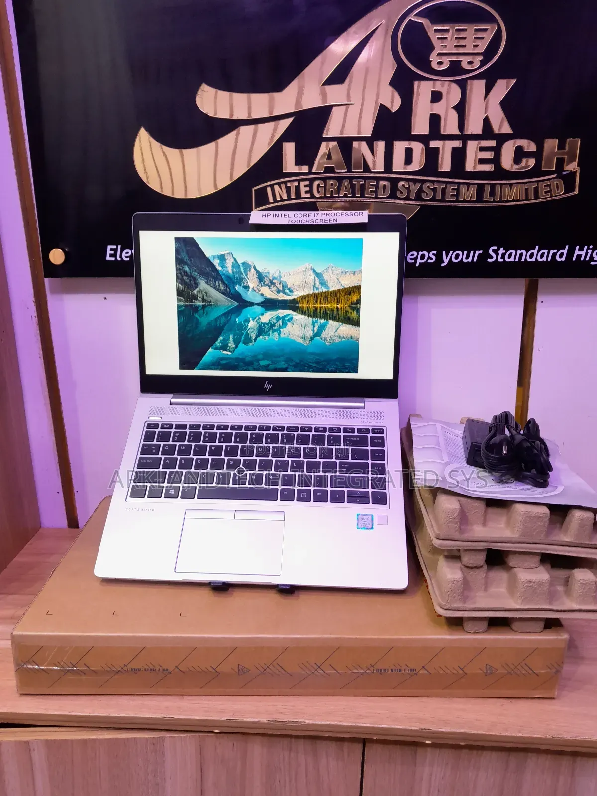 New Laptop HP EliteBook 6930P 8GB Intel Core I7 SSD 256GB