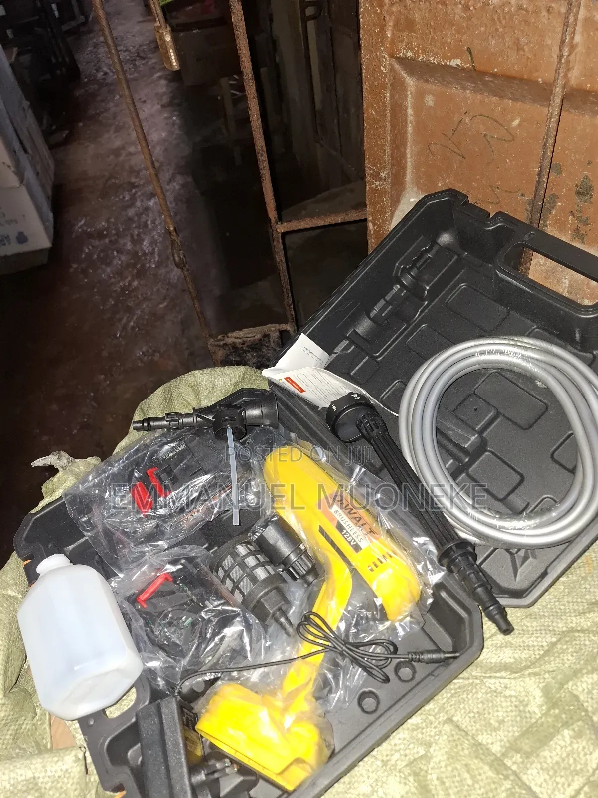 Dewalt Brushless Battery Pressure Washer 128v