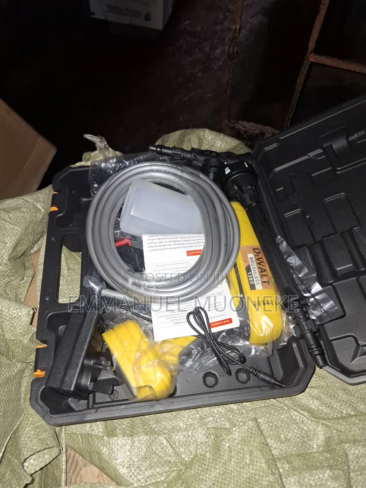 Dewalt Brushless Battery Pressure Washer 128v