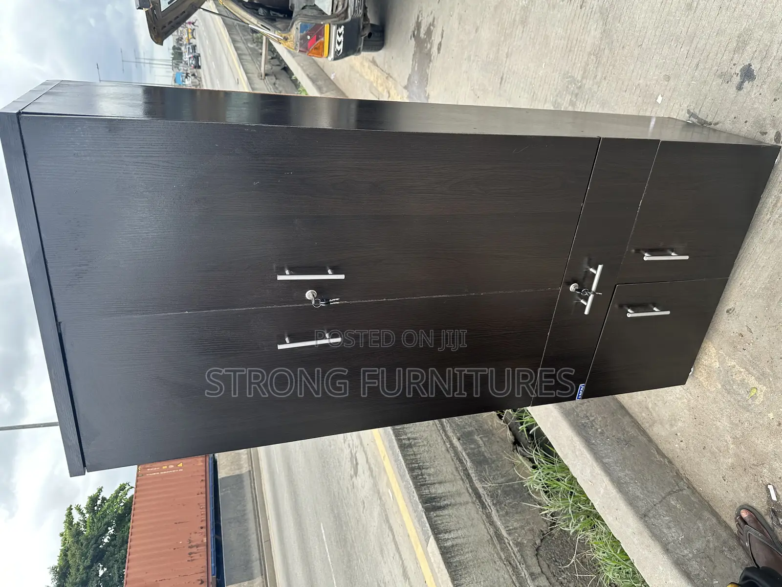Portable Wardrobe 32 Inches by 6ft