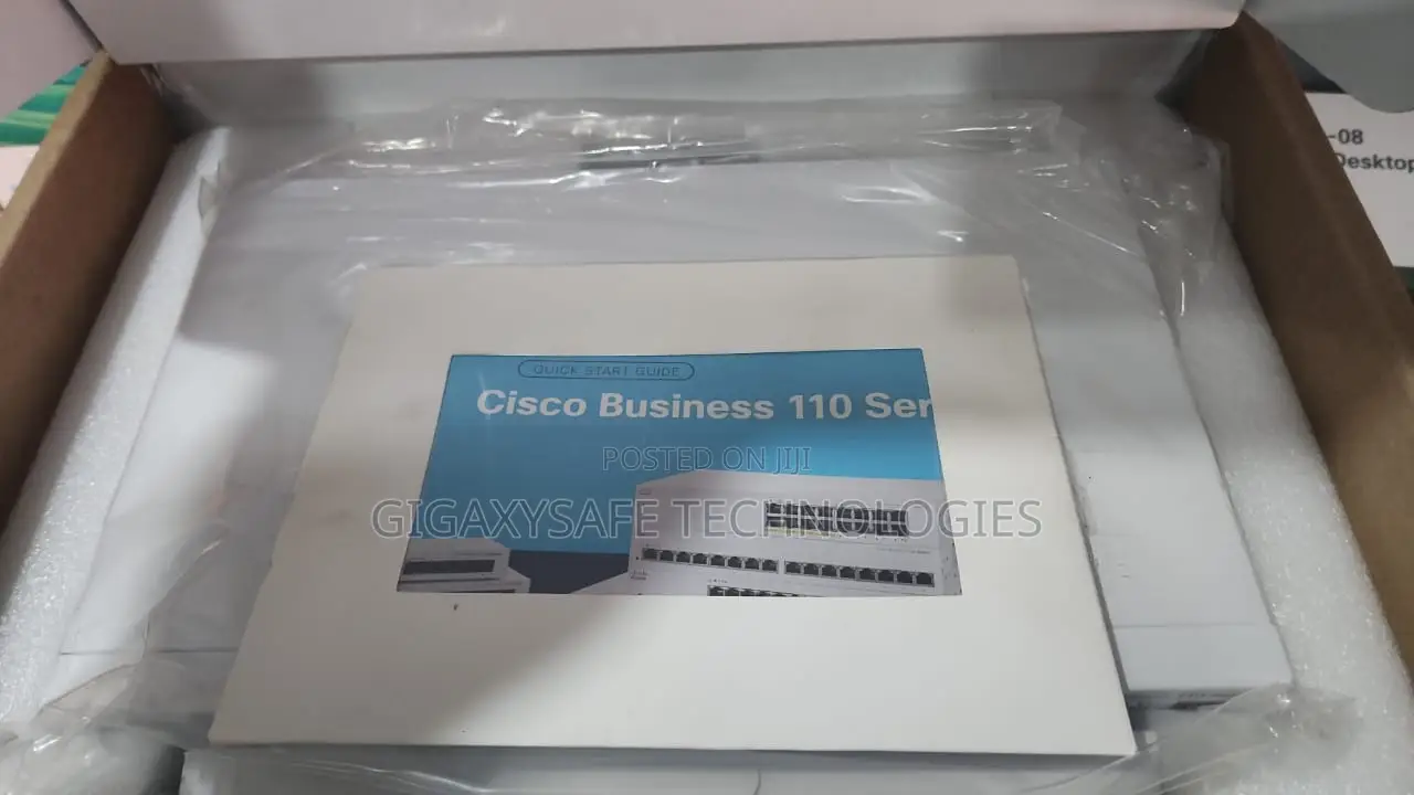 Cisco Business 110 Unmanaged Switch24 10/100/1000 Ports, 2 Gigabit SFP