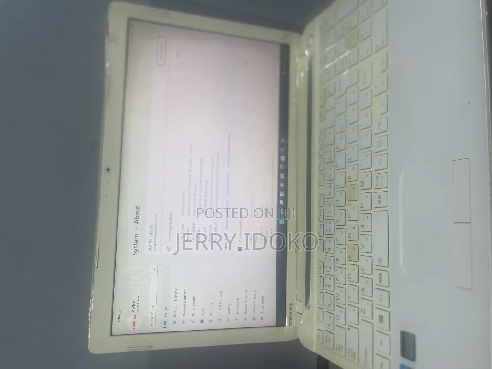 Laptop Toshiba Satellite BE45 4GB Intel Core I3 HDD 320GB
