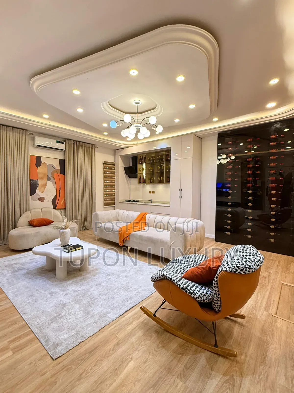 Luxury One Bedroom Apartment in Idado