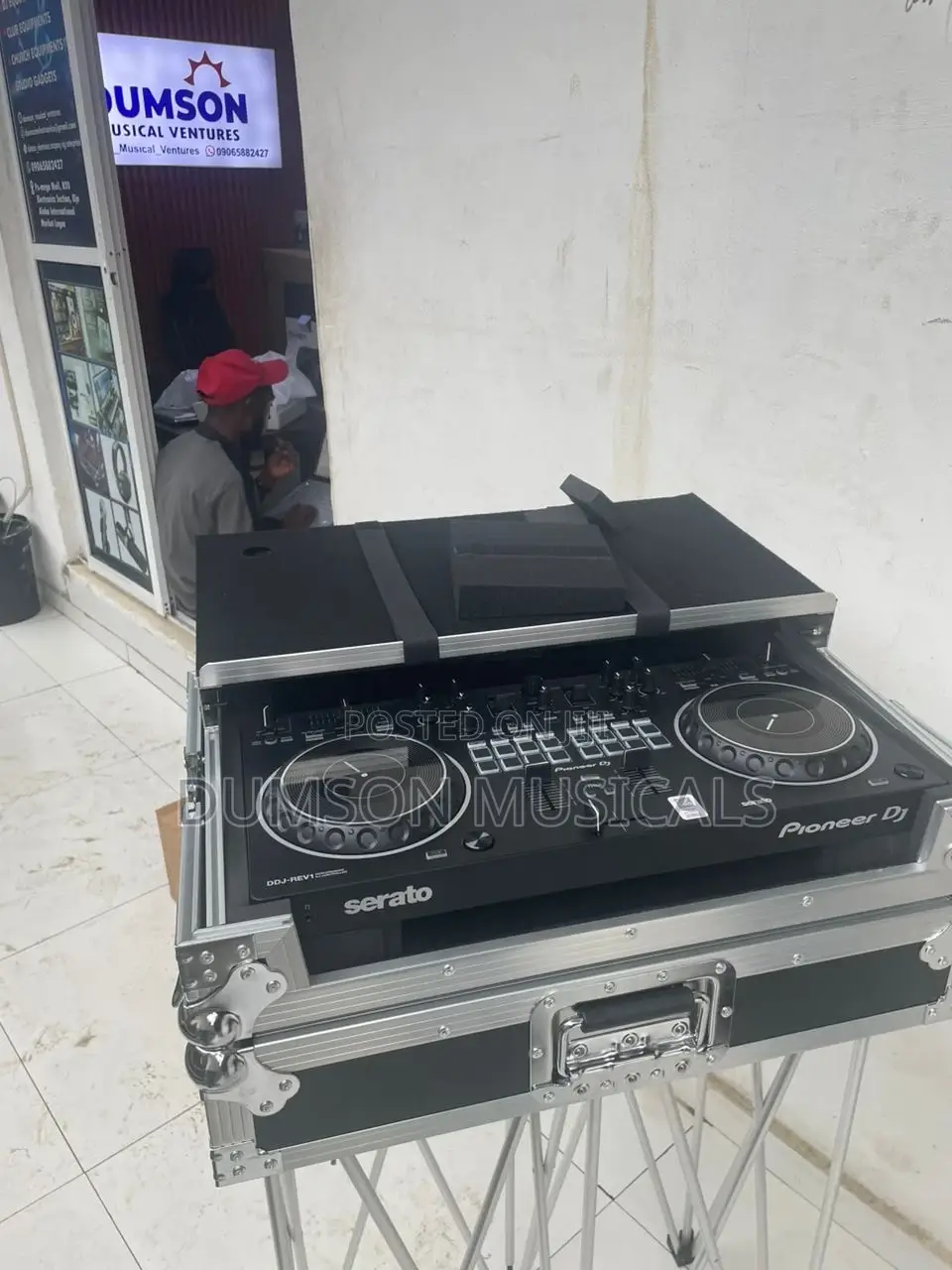 Dj Rev1 Controller Pioneer With Rev1 Box and Dj Stand Complete Set