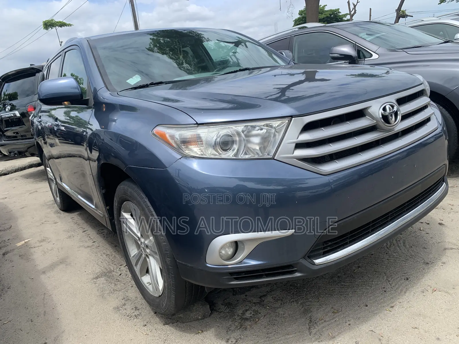 Toyota Highlander Limited 3.5l 4WD 2013 Blue
