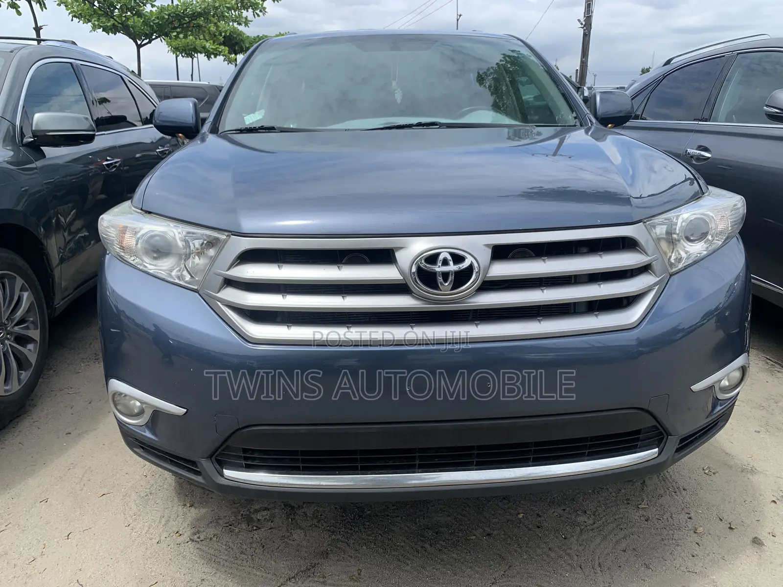 Toyota Highlander Limited 3.5l 4WD 2013 Blue