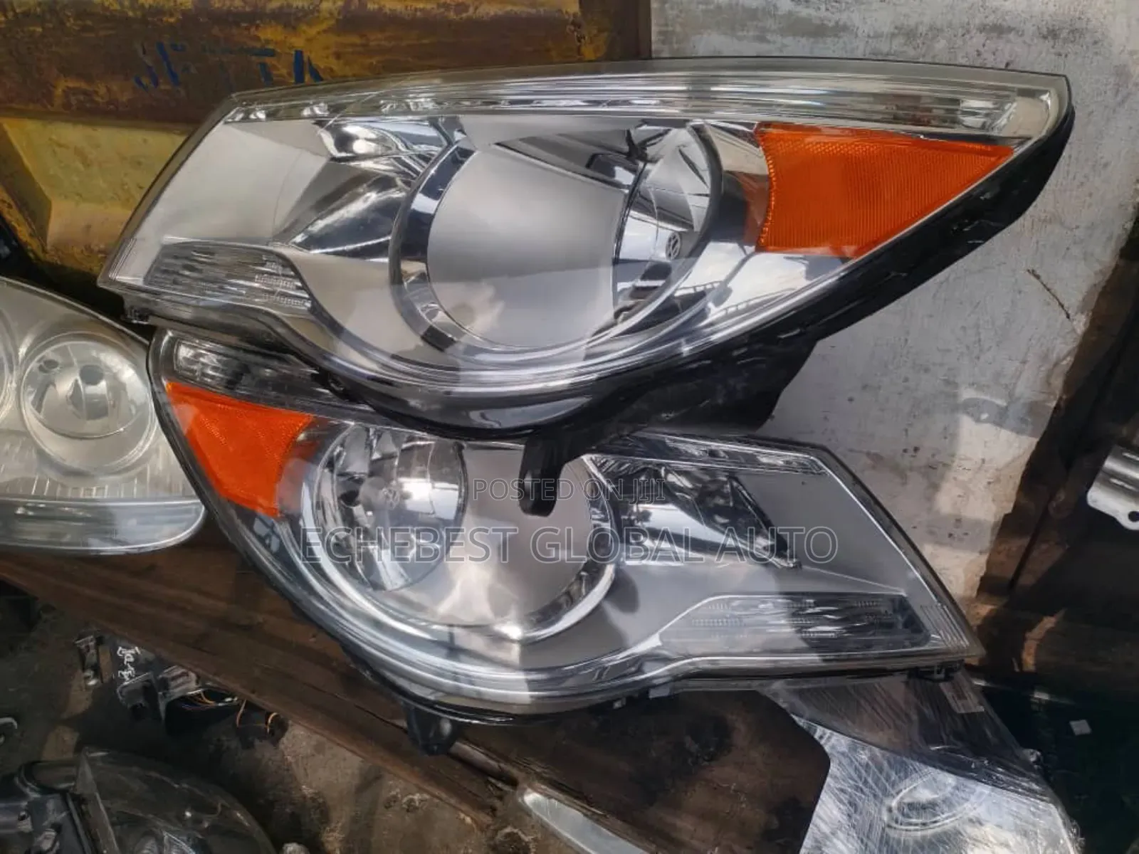 Full-Light for Volkswagen Routan.