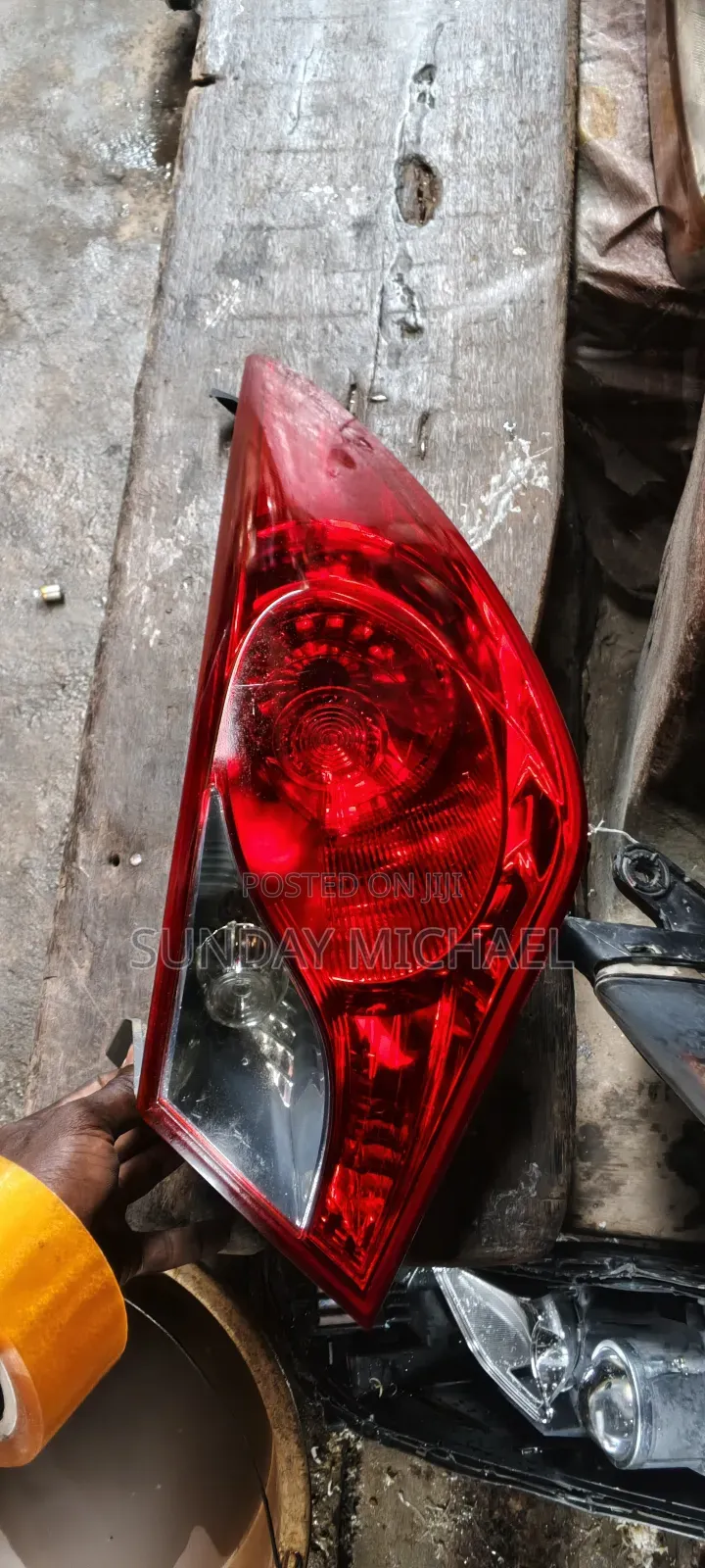 Back Light Hyundai Sonata 2012