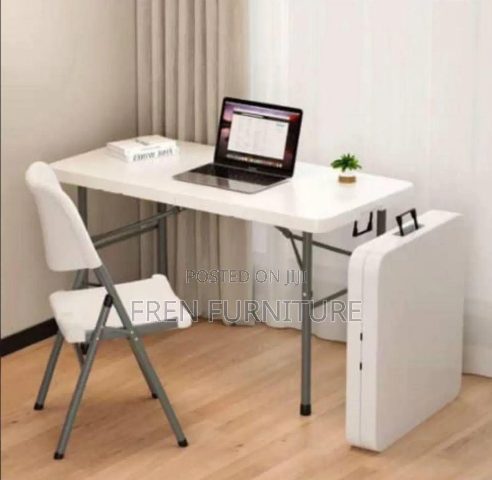 Fordable Table With Chairs