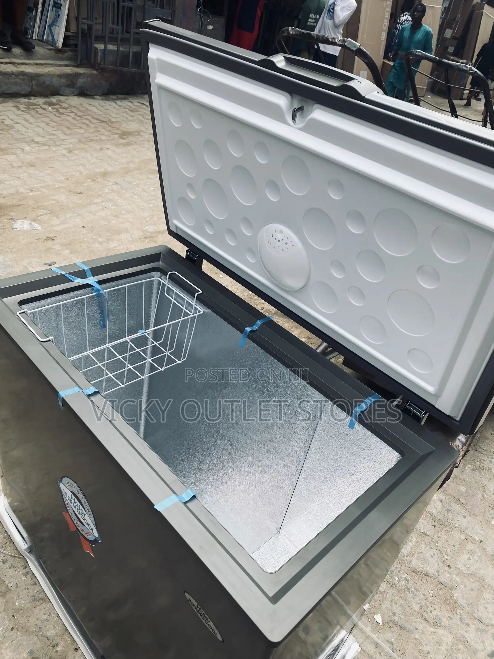 Thermocool 200liters Chest Freezer Energy Saver