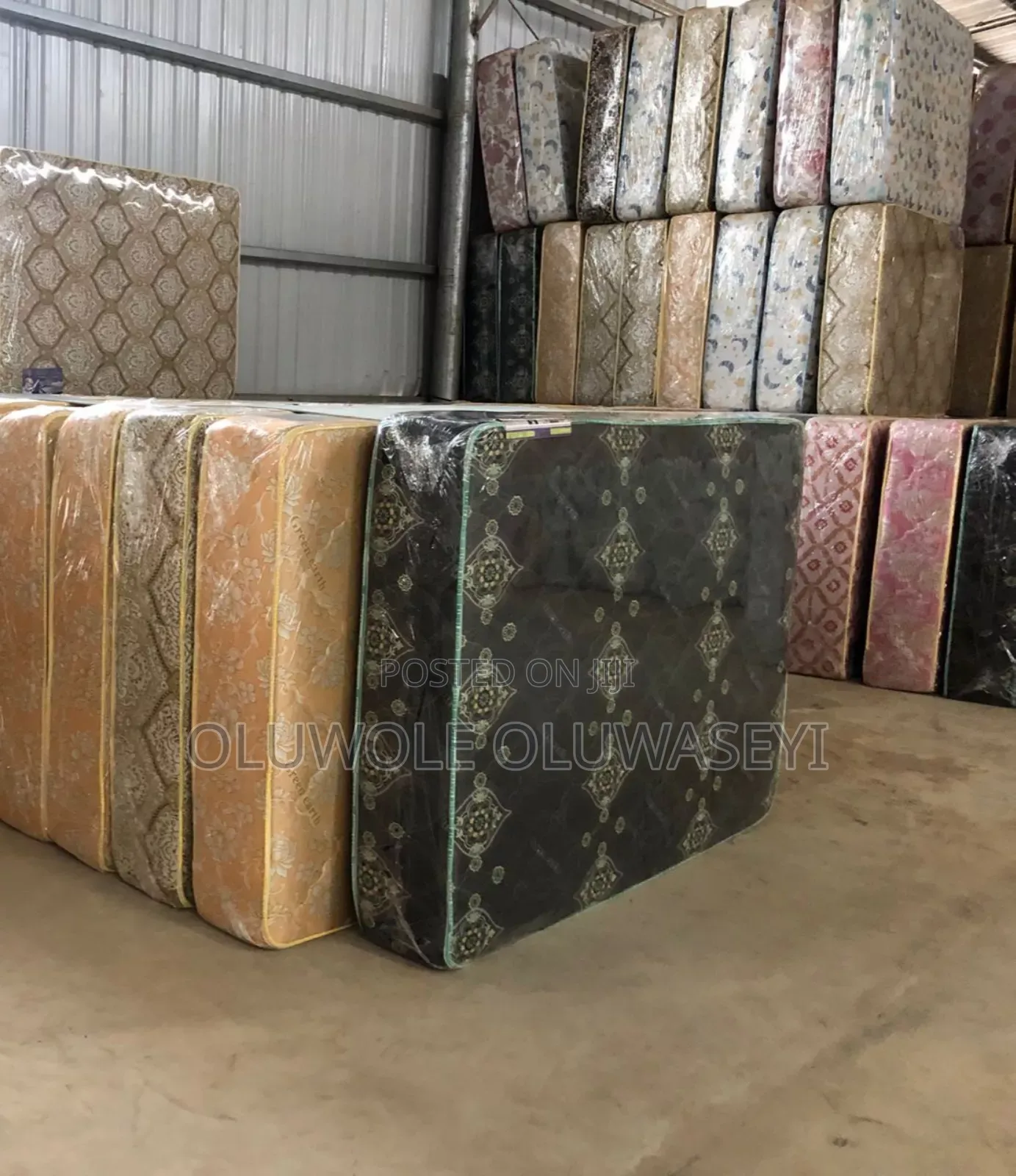 High Quality Semi Orthopedic Mattress 4.5 by 6 by 16 Inches