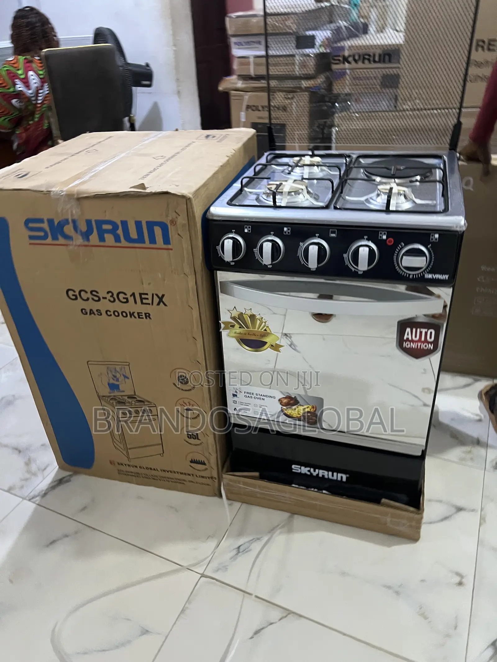 Skyrun 50×50 Gas Cooker – 3 Burners + 1 Electric Hot Plate