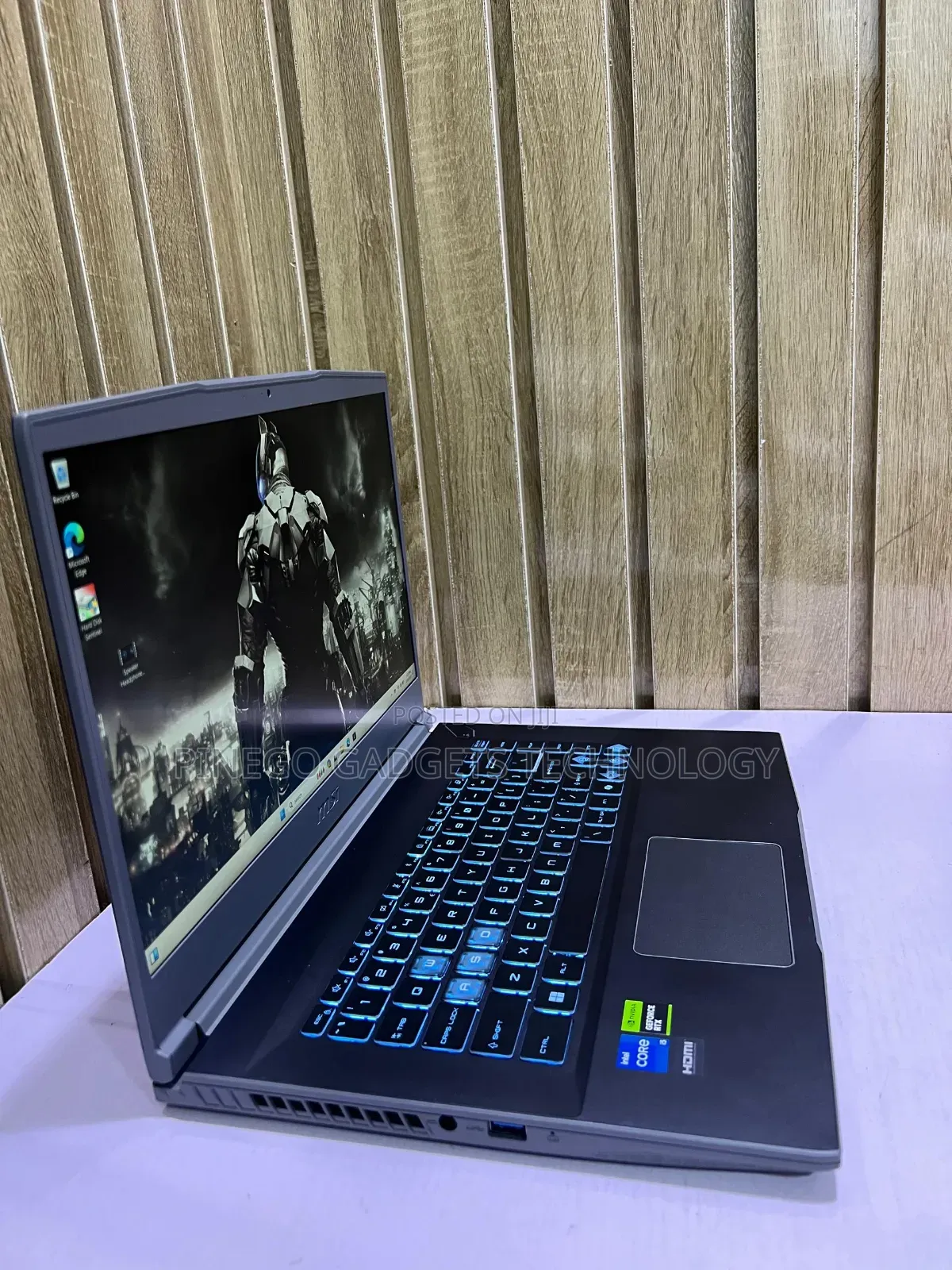 Laptop MSI GF65 Thin 10UE 16GB Intel Core I5 SSD 512GB