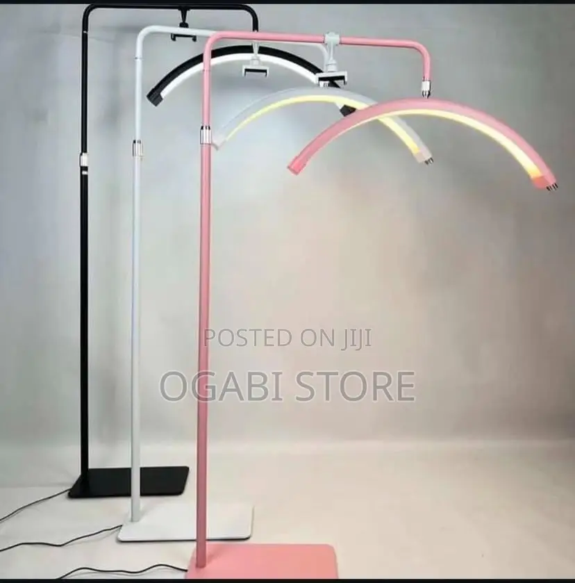 Beauty Led Floor Lamp –Half Moon