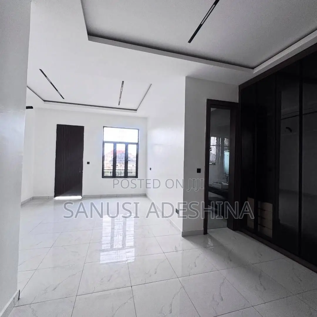 5bdrm Duplex in Katampe Extension for rent