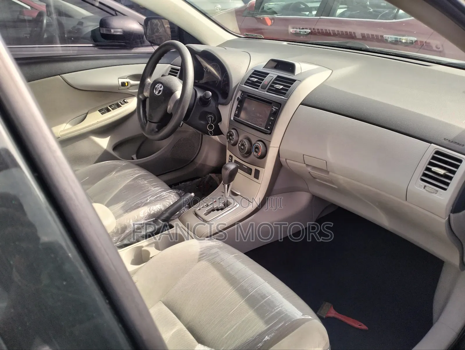 Toyota Corolla LE 4dr Sedan (1.8L 4cyl 4A) 2013 Black