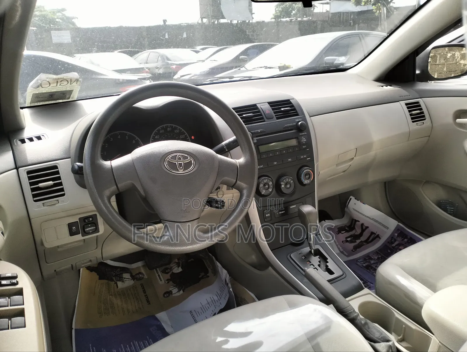 Toyota Corolla LE 4dr Sedan (1.8L 4cyl 4A) 2010 Silver