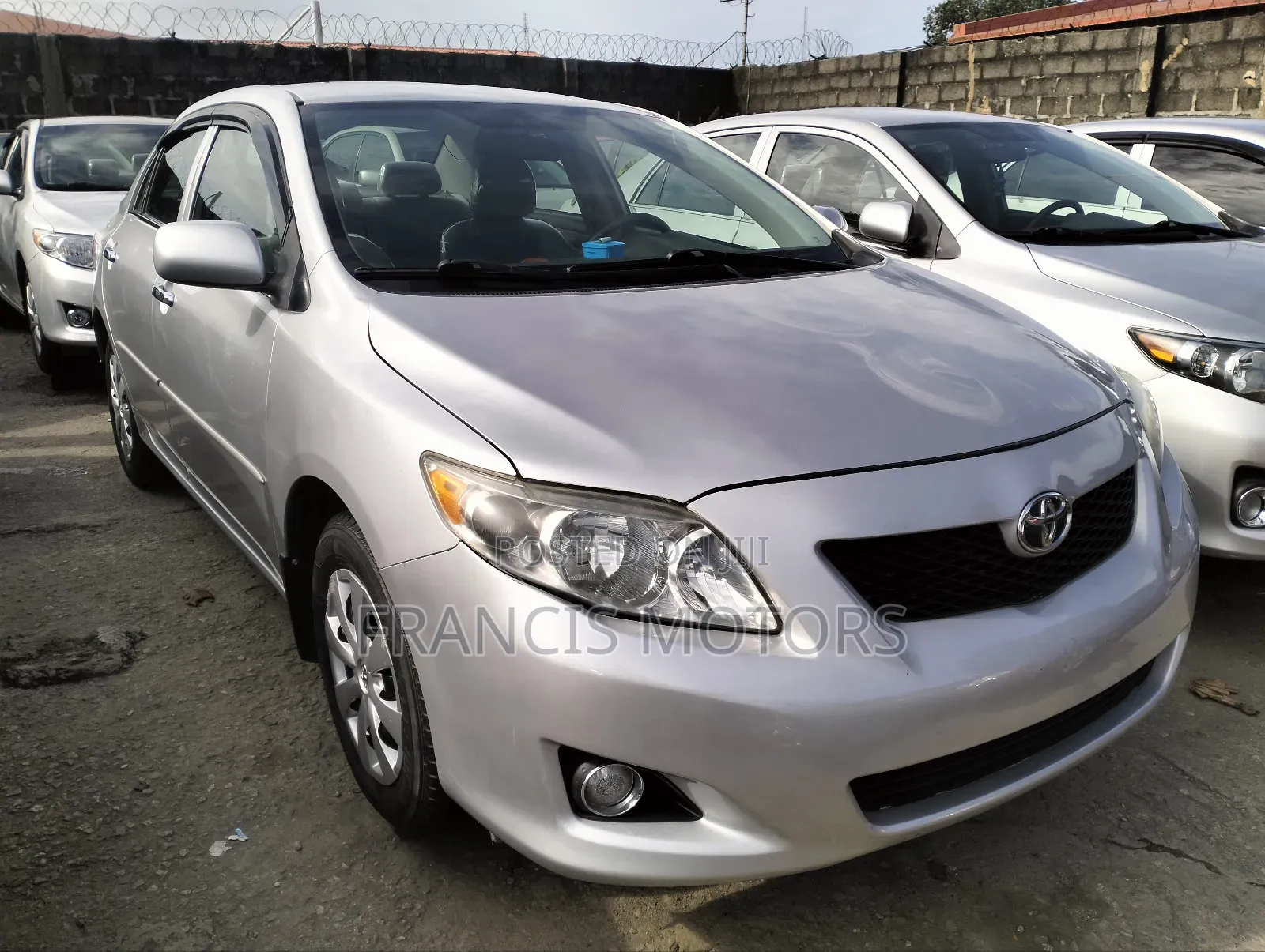 Toyota Corolla LE 4dr Sedan (1.8L 4cyl 4A) 2010 Silver