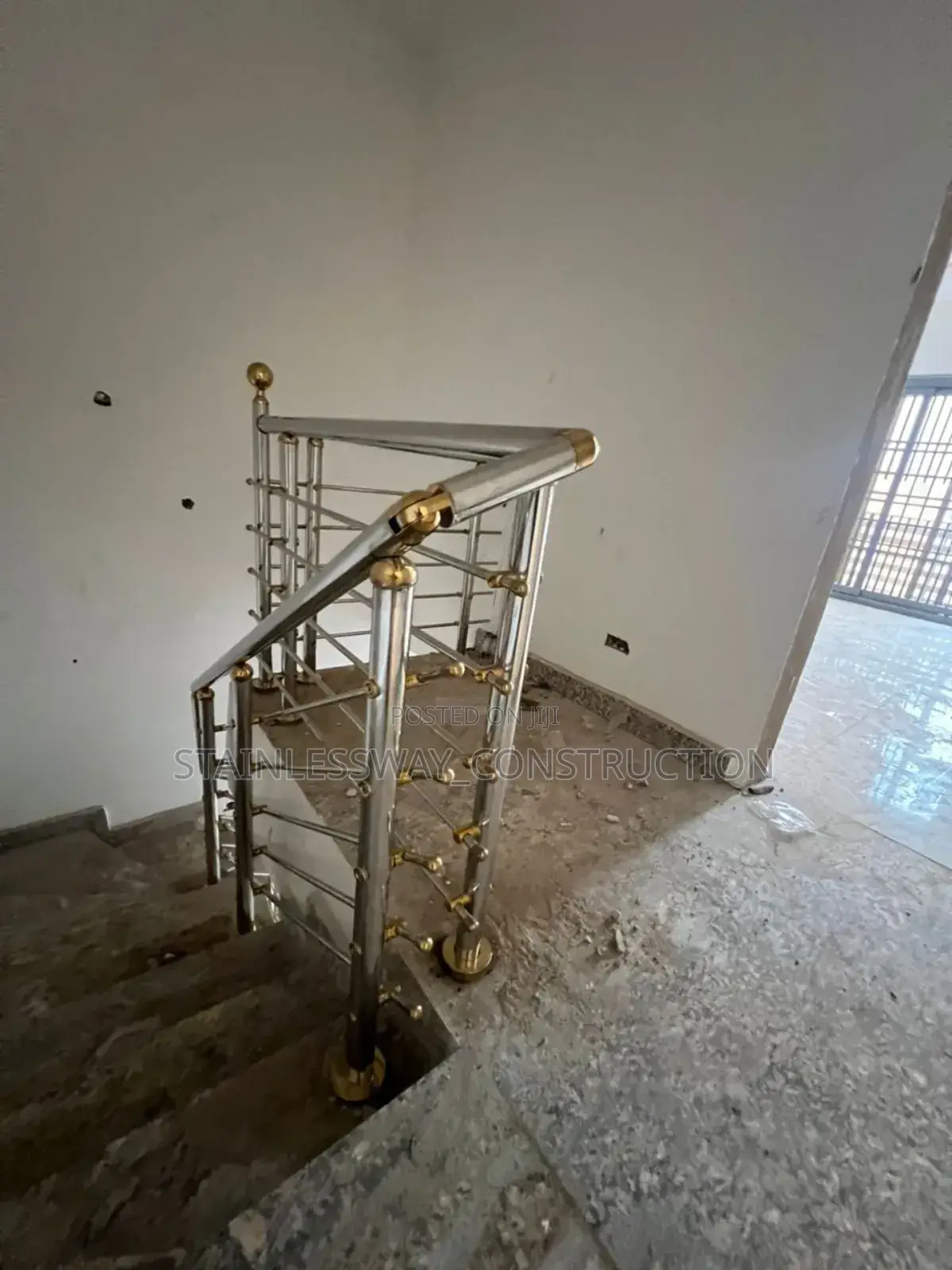 Handrails With Stainless at Mabushi