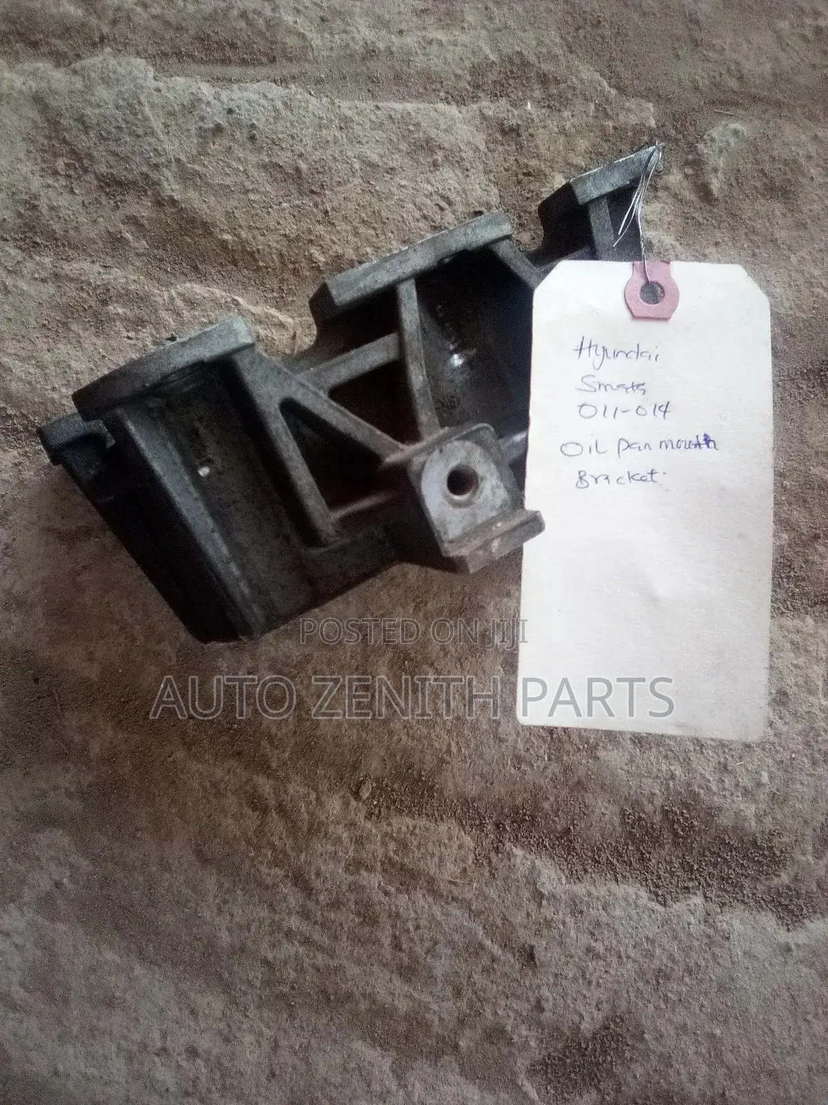 Hyundai Sonata 2011-2014 Oil Pan Mouth Bracket