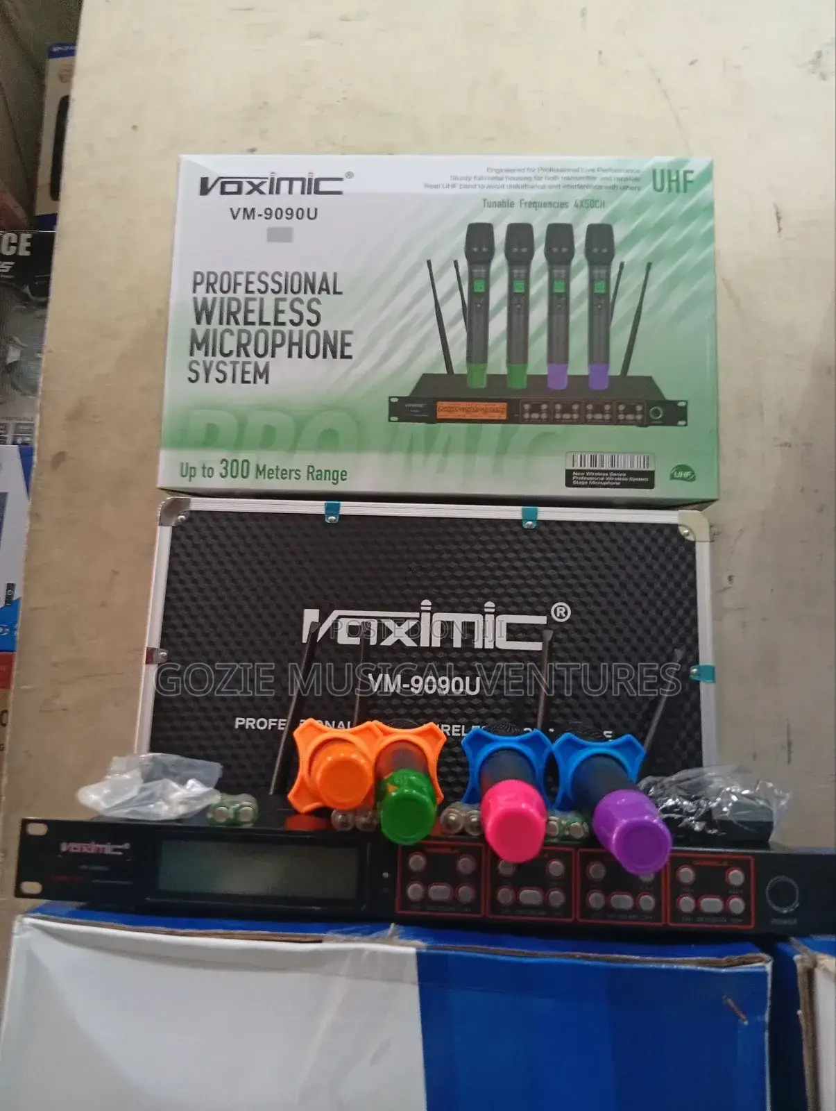 Complete 300 Miters Wireless Microphone Voximic 9090 U