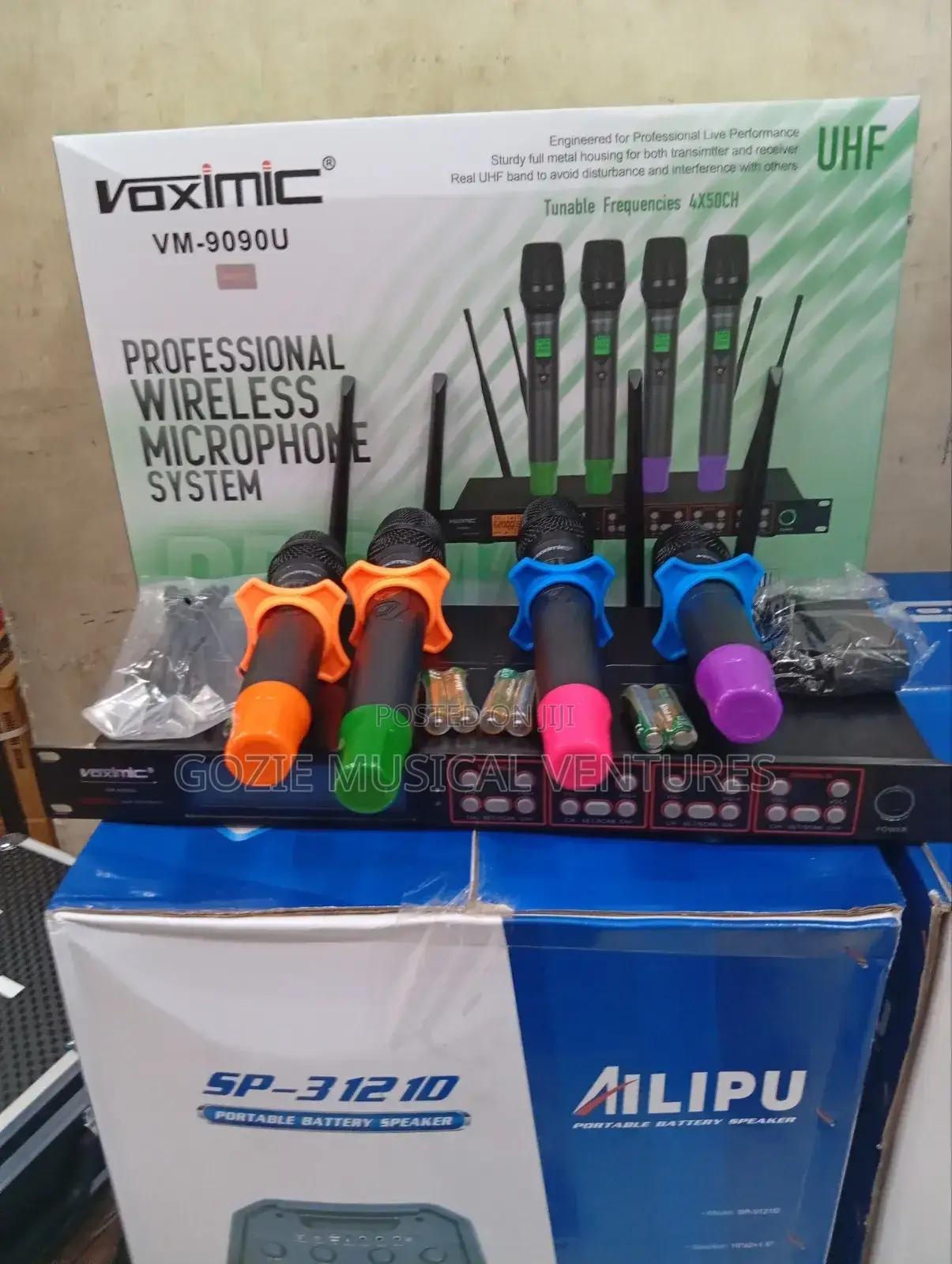 Complete 300 Miters Wireless Microphone Voximic 9090 U