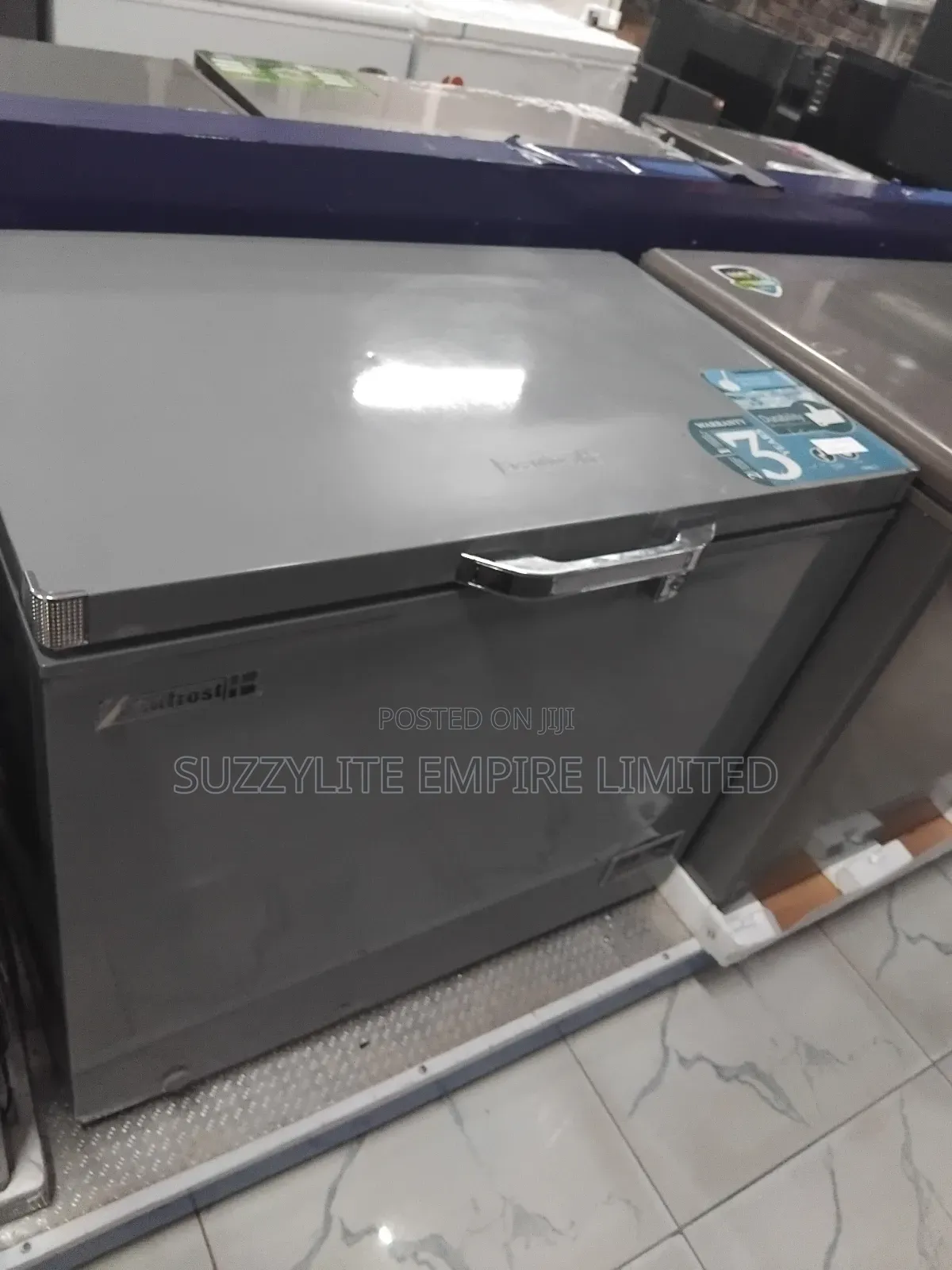 Scanfrost 250 Liters Chest Freezer