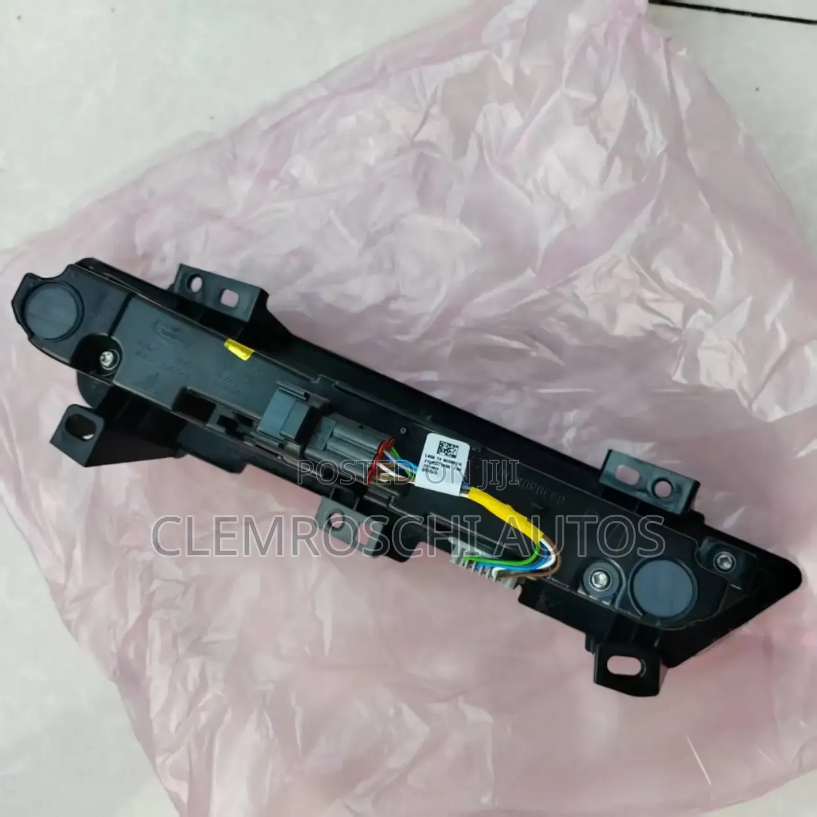 High Quality Certified New Rear Bumper Light Range Rover Vogue 2025