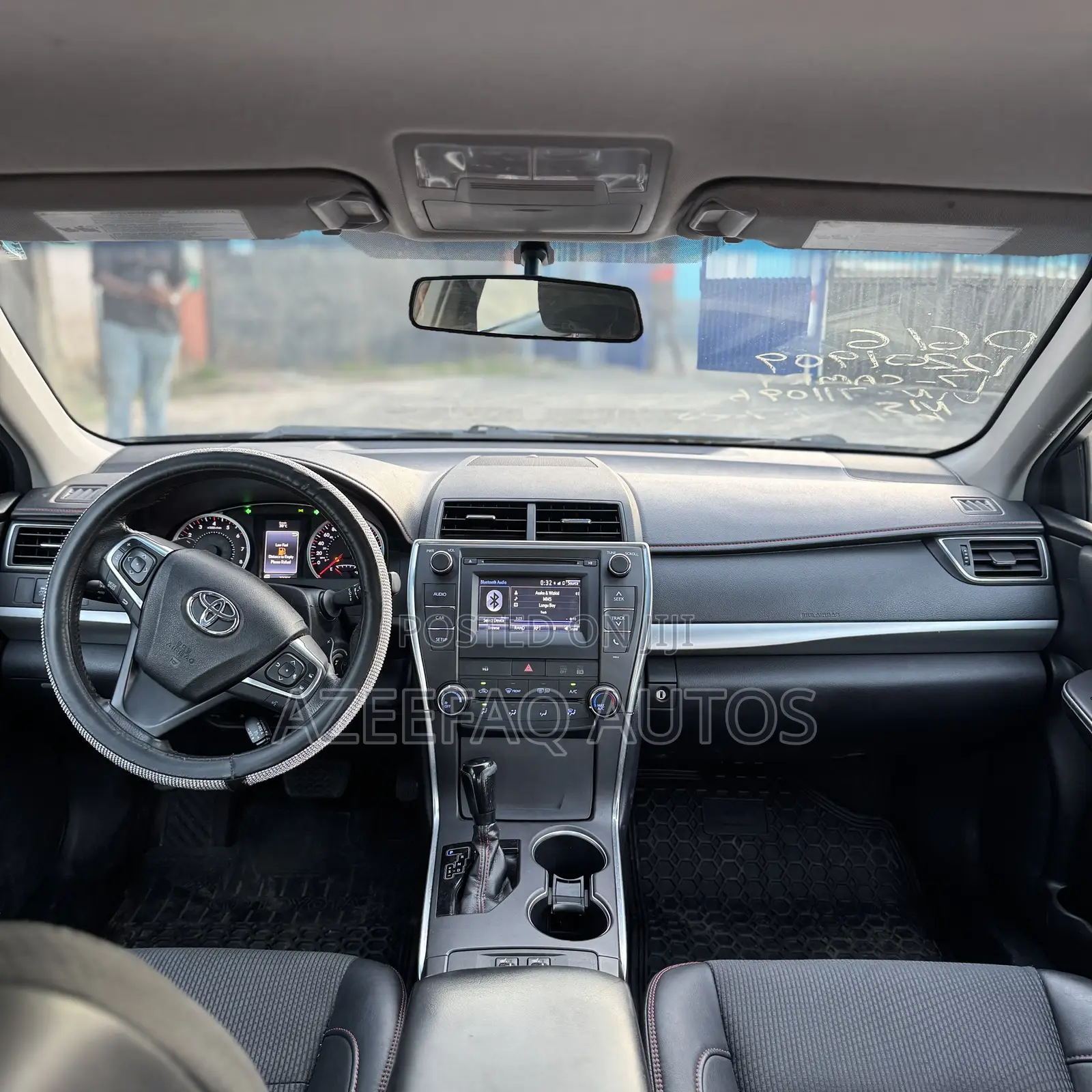 Toyota Camry SE 4dr Sedan (2.5L 4cyl 6A) 2017 Blue