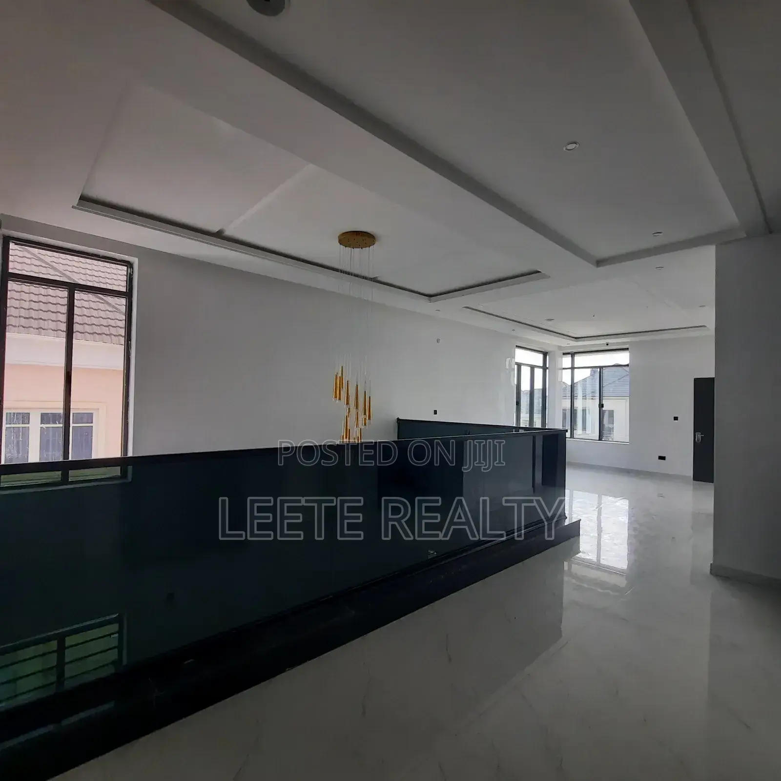 5bdrm Duplex in Apo Resettlement for sale