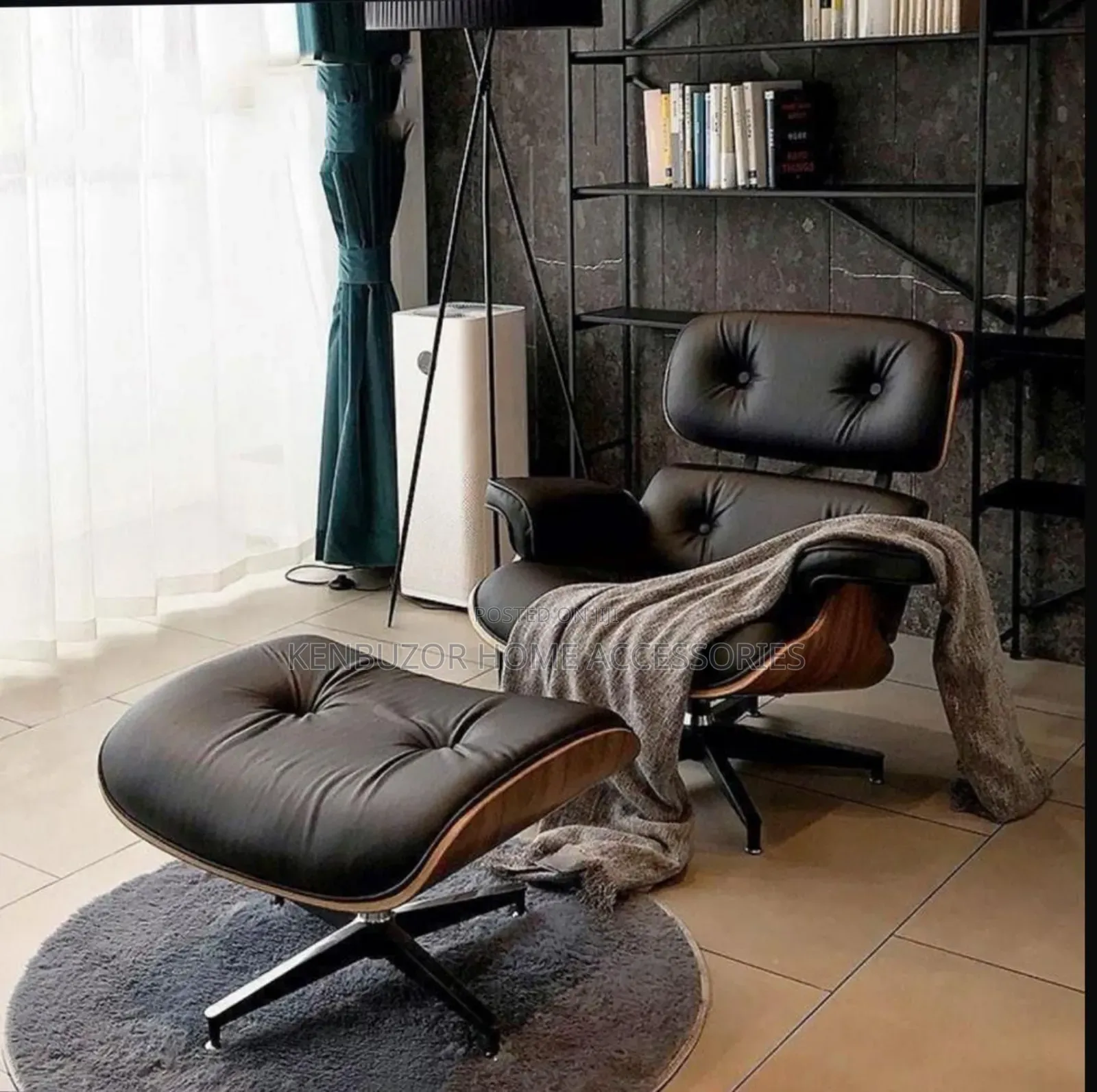 Single Leather Executive Swivel Sofa Chair