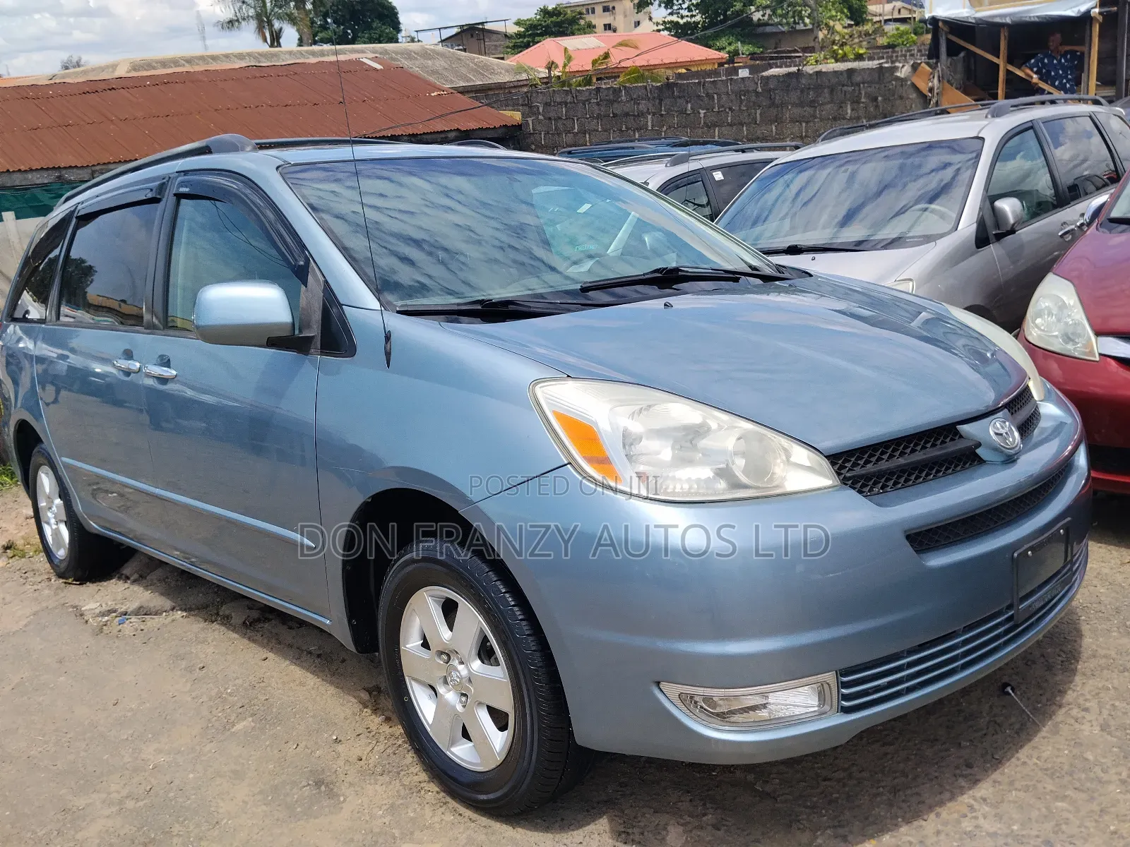Toyota Sienna LE AWD 2005 Blue