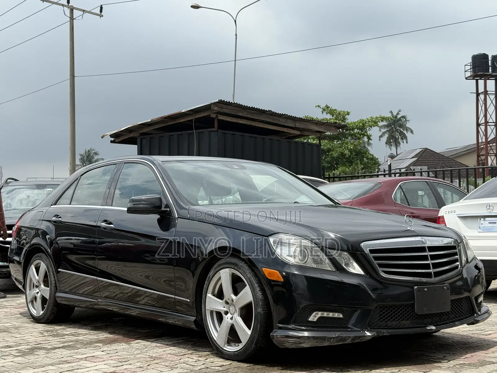 Mercedes-Benz E350 Base 4Matic Sedan AWD (3.5L 6cyl 7A) 2010 Black