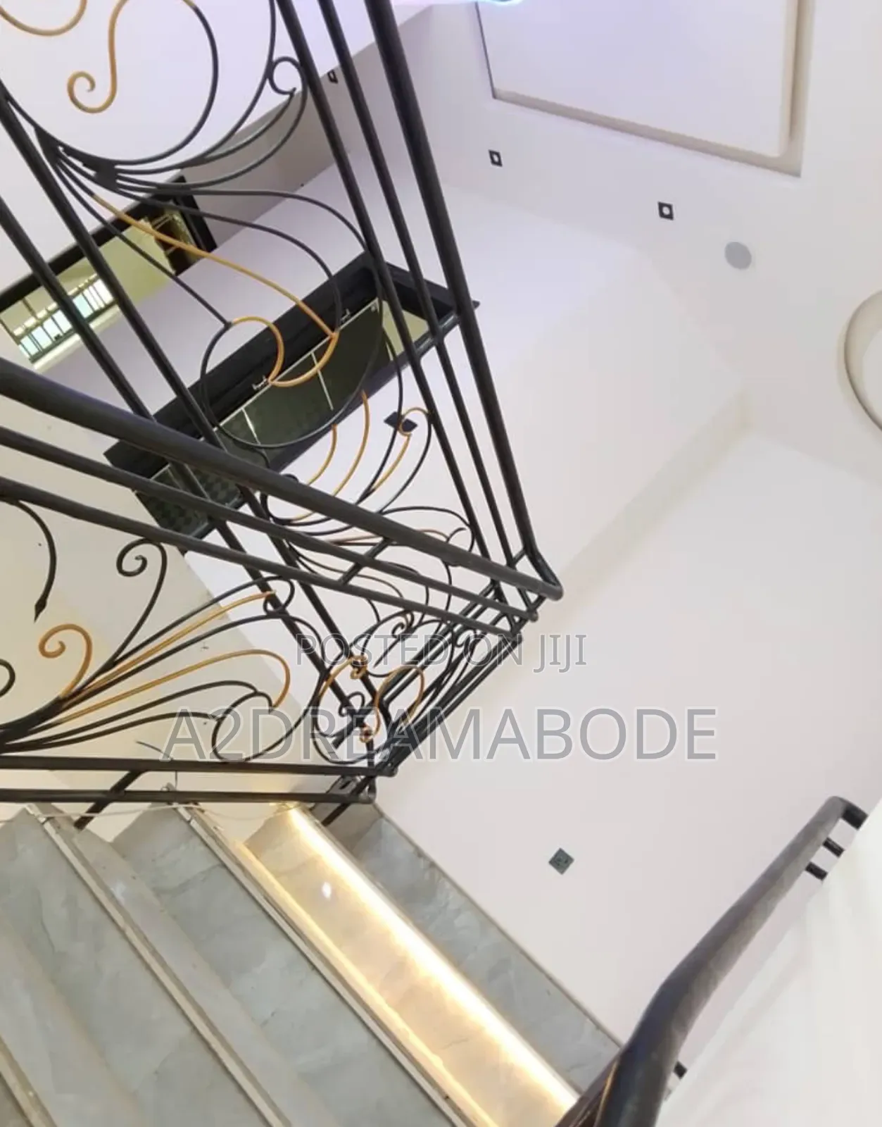 5bdrm Duplex in Omole Phase 2 for sale